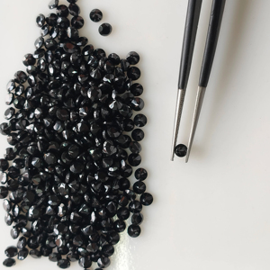 สปิเนลสีดำธรรมชาติ 3 มม. ทรงกลมเจียระไนแบบบริลเลียนท์ คุณภาพดีที่สุด พลอยเม็ดเดี่ยวสำหรับทำเครื่องประดับ ผลิตภัณฑ์จากเรดเมาน์เทน เจมส์ - Product Image 1
