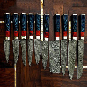 Juego de Cuchillos de Chef de Acero de Damasco de Alta Calidad, Colección Completa de Utensilios de Cocina con Agarre Cómodo y Patrón Elegante - Product Image 4