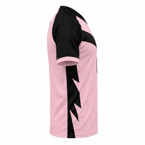 Maillot de football personnalisé violet foncé et noir à chevrons, respirant, pour homme, sublimé, performance athlétique, vêtement de sport - Product Image 3
