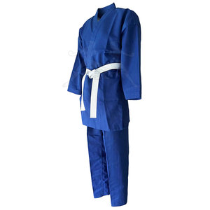 Kimono de karaté classique avec coutures renforcées et construction en tissu durable, uniforme de karaté - Product Image 3