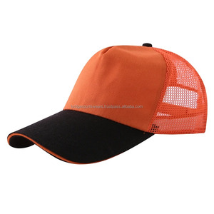 Gorra Snapback para Hombre con Parche de Cuero - Product Image 3