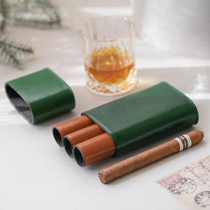 Estuche de puros de cuero premium con cortador integrado, estuche para accesorios de fumador con organizador de puros de cuero a precio de mayoreo. - Product Image 5