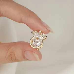 จี้สวยงามสำหรับผู้หญิง เพชรจำลองทรงกลม 2 กะรัต ชุบทองคำเหลือง 14K - Product Image 4