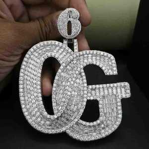 Pendentif Lettre Iced Out en Argent Sterling 925 avec Moissanite Taille Baguette, Sertissage Canal, Luxe Unisexe, Breloque Hip Hop - Product Image 1