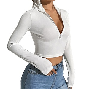 Top corto de camiseta de manga larga ajustada con cremallera y cuello levantado de punto liso sexy de moda de alta calidad al por mayor con logotipo personalizado OEM - Product Image 1