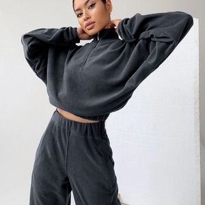 Conjunto deportivo de 2 piezas para mujer, pantalones de chándal y sudadera con capucha, traje de jogging para invierno, entrenamiento en el gimnasio, conjunto de chándal de algodón para mujer. - Product Image 1
