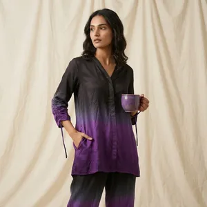 Ensemble Kurta et pantalon pour femme en modal satiné noir et violet dégradé, col en V, coupe décontractée, élégant, décontracté, tenue ethnique - Product Image 4
