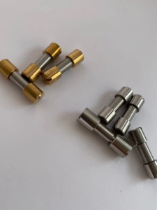 Pernos Corby de Titanio Ligeros para Mangos de Cuchillos, Pernos Roscados de Alta Resistencia para Escamas, Herrajes Personalizados para Cubertería - Product Image 6