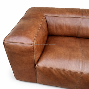 Sofá de Cuero de Grano Completo de Primera Calidad con Cojines Afelpados, Estructura Resistente y Diseño Atemporal para Sala de Estar de Lujo - Product Image 4