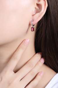 Pendientes de Aro con Circonita, Rubí y Esmeralda en Plata S925, Estilo Moderno, para Mujer, Regalo de Boda o Fiesta - Product Image 3