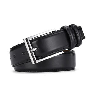 Cinturón Formal de Cuero Vacuno Genuino, Color Negro Sólido, Hebilla Plateada, Moldeado en una Sola Pieza, Cinturón de Vestir Duradero para Hombre - Product Image 5