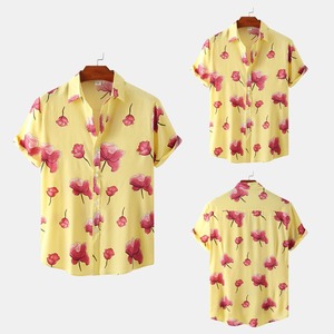 Chemise hawaïenne florale à col camp pour homme, à manches courtes, boutonnée, idéale pour les vacances à la plage et les centres de villégiature - Product Image 1