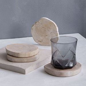 Juego de posavasos de travertino hechos a mano de primera calidad para vasos de whisky, tazas de café, tazas de té y copas de vino. - Product Image 1