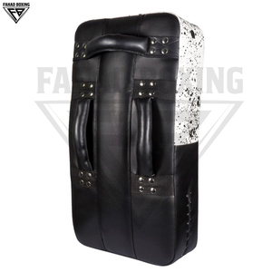 White Black Color Durable Shock Absorbing Boxing <b>Shield</b> With Adjustable Straps PVC Boxing Target For Martial Arts Training - Product Image 3