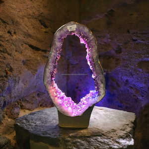 Grappe de géodes de fenêtre en quartz d'améthyste brésilienne de qualité supérieure - Product Image 2