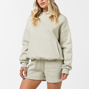 Ensemble 2 pièces pour femme – Nouveauté Printemps-Été 2026 – Ensemble décontracté uni à manches courtes et short - Product Image 3