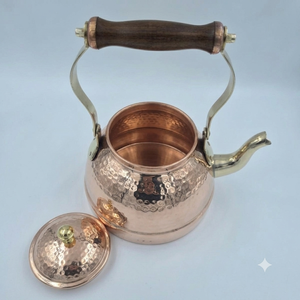 Bouilloire en cuivre pur martelé, fait main, avec poignée en bois et bec en laiton, pour faire bouillir l'eau et préparer le thé, ustensile de cuisine - Product Image 4