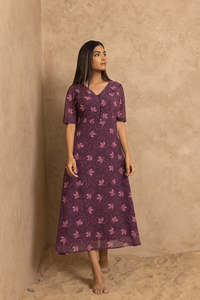 Robe midi en mousseline de soie à imprimé floral violet, col rond, manches courtes, coupe évasée, tenue décontractée pour tous les jours, style printemps, belle robe élégante pour femmes - Product Image 5
