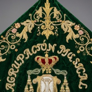 Écharpe carrée en soie verte de qualité supérieure, broderie 3D à la main, motif floral, franges, bandana, logo personnalisé, accessoire de mode - Product Image 5