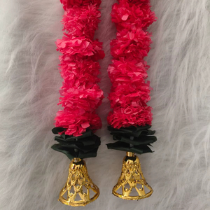 ดอกดาวเรืองประดิษฐ์ที่มีลักษณะเหมือนจริงพร้อมระฆังพวงมาลัยดอกไม้สำหรับงานแต่งงานฉากหลังเทศกาลขึ้นบ้านใหม่ mayun dholki | ของตกแต่งผนังบ้าน - Product Image 1