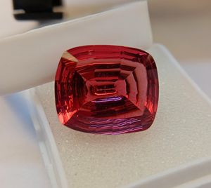 พลอยโทแพซสีแดงธรรมชาติทรงคุชชั่นจาก Zubeda Gems ได้รับการรับรองจาก IGI คุณภาพพรีเมียม พลอยประจำเดือนธันวาคมจากราชสถาน เหมาะสำหรับทำแหวน - Product Image 4