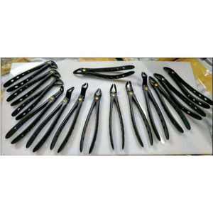 Forceps d'extraction dentaire réutilisables en acier inoxydable certifiés CE, conformes à la norme de sécurité MOL, codés noir, manuels - Product Image 3