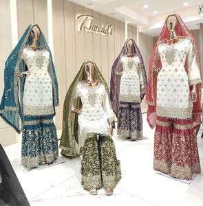 Próximo estilo moderno Colección tradicional Impreso digital Kruti Pent con Dupatta India y vestidos paquistaníes - Product Image 1