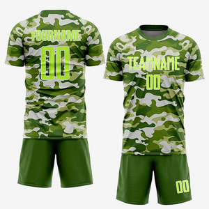 Ensemble de maillot et short de football camouflage personnalisé, impression par sublimation, polyester respirant, kit d'équipe unisexe pour adultes - Product Image 1