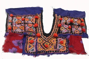 Vintage Banjara cuello yugo Banjara tela Banjara bordado parche Vintage tela - Product Image 4