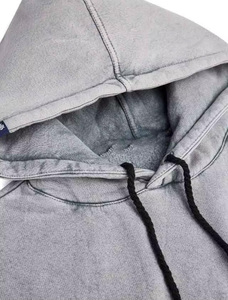 Sudadera con Capucha Gris para Hombre de Alta Calidad, Corte Regular, Algodón French Terry, Informal, con Bolsillo Delantero, Estilo Urbano - Product Image 5
