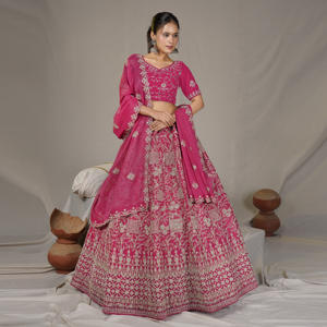 Lehenga Choli Brillante con Bordado Detallado, Falda Larga con Vuelo, Blusa Ajustada y Dupatta para Diwali y Fiestas en la Playa - Product Image 1