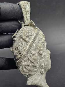 Pendentif Reine Elizabeth Ice Out, breloques Hip Hop, testeur de diamant inclus, pendentif Reine en Moissanite, pendentif en argent 925, idéal pour un cadeau - Product Image 4