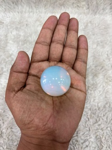 ลูกแก้วอาเกตลายลูกไม้สีครีมส้มและสีเทาที่มีลวดลายซับซ้อน ขัดเงาเป็นรูปทรงกลม พร้อมลวดลายตกแต่งที่โดดเด่น - Product Image 3