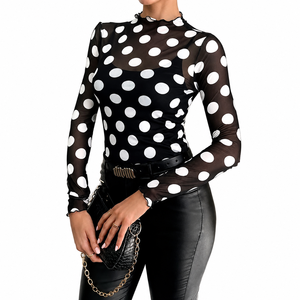 Top de Mujer Negro y Blanco, Manga Larga, Cuello con Volantes, Transpirable, Satinado, Elástico, Ajuste Regular, Sexy, para Club - Product Image 4