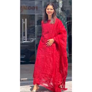 Ensemble haut, bas et dupatta en faux georgette lourd de créateur, tenue de soirée, robes de bal - Product Image 1