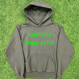 Sudadera con Capucha para Hombre, Tejida en Algodón, Color Gris, con Estampado de Logotipo en Relieve, Estilo Casual para Otoño e Invierno, Corte Regular, Diseño con Logotipo Frontal, Disponible en Stock - Product Image 1
