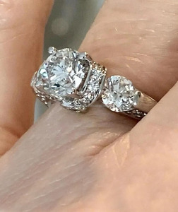 Anillo de Compromiso de Moissanita con Corte Brillante Redondo para Mujer, Oro Sólido de 18K con Baño de Rodio, Engaste de Garras, Estilo Clásico, Ideal para Regalo - Product Image 5