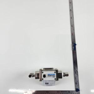 สวิตช์ควบคุมการไหลแบบดิจิตอล SMC PF2W520T-03-1 - อุปกรณ์และอะไหล่เซมิคอนดักเตอร์ระดับโลกที่เชื่อถือได้ - Product Image 1
