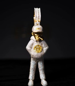 Colgante Harlembling Tyler Bellhop, Acabado en Oro Amarillo de 14k, Plata 925, Colgante con Incrustaciones de Diamantes, Colgante HipHop, Colgante Personalizado con Nombre, para Hombre - Product Image 6