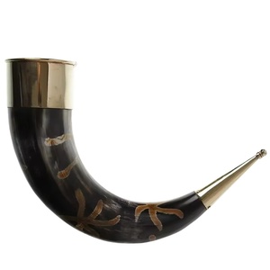 Corne à boire viking élégante et polie, en matériau organique, avec support, écologique, qualité supérieure, accepte les tailles personnalisées - Product Image 1