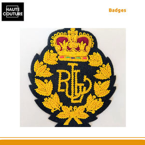 Badges brodés à la main à coudre, tailles et couleurs personnalisées disponibles - Meilleures ventes - Marques avec feuilles d'or et couronne - Product Image 6