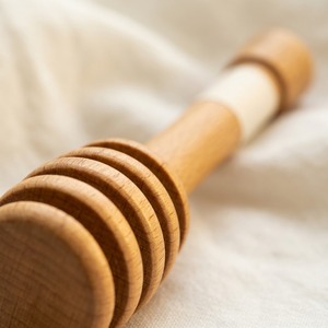Agitateur à miel en bois naturel, design classique, taille S 10 cm, mini agitateur à miel, non toxique et durable pour pot de miel, respectueux de l'environnement - Product Image 2