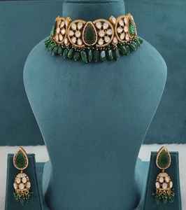 Ensemble de collier choker en moissanite de qualité supérieure, design magnifique, parfait pour les soirées, les mariages, les occasions festives - Product Image 3