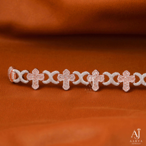 Bracelet manchette en or rose AARVA JEWELS avec design croix en moissanite, bijoux de luxe pour femme, à porter au quotidien - Product Image 5