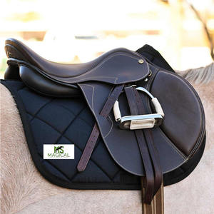 Tapis de selle pour chevaux de haute qualité, tapis de selle bordeaux, tapis de selle d'excellente qualité pour l'équitation, tapis de selle pour le saut d'obstacles - Product Image 4