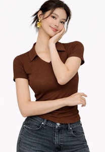 Haut de gamme pour femmes, vêtement de tous les jours, style essentiel, coupe ajustée, parfait pour les occasions décontractées, basique mais de haute qualité. - Product Image 4