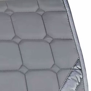 Tapis de selle matelassé gris avec bande latérale et fermeture Velcro pour l'équitation - Product Image 4