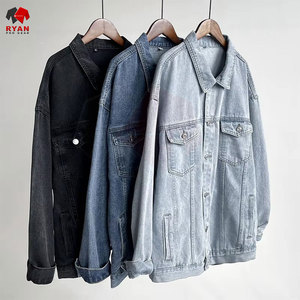 เสื้อแจ็คเก็ตยีนส์ผู้ชายติดกระดุมด้านหน้า ออกแบบเองได้ รับผลิตแบบ OEM ODM สไตล์คลาสสิก แฟชั่นลำลอง - Product Image 6