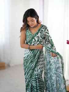 Sari traditionnel indien en Chinnon pour festivals et soirées, avec blouse non cousue, travail miroir, séchage rapide, toutes saisons, pour femmes - Product Image 4