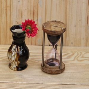 Sablier antique en bois et laiton, minuteur de cinq minutes, horloge sablier noire, décoration de bureau nautique, minuteur pour la préparation du thé et l'exercice - Product Image 3